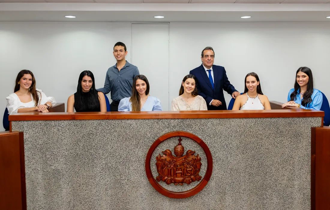 Estudiantes javerianos ganan importante concurso internacional de semilleros de derecho procesal 