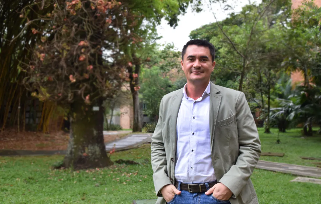 Andrés Sandoval Maestría en Derechos Humanos