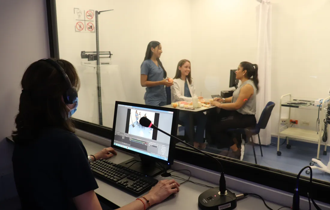 Prácticas con simuladores Javeriana Cali Prácticas con simuladores Javeriana Cali