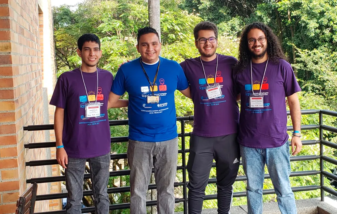 Estudiantes javerianos, rumbo a la Maratón Latinoamericana de Programación