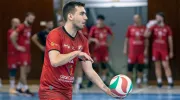 Estudiante de Administración de Empresas se destaca en la Liga de Voleibol de España