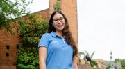 Laura Espinosa Dueñas, estudiante de Turismo de la Javeriana Cali Laura Espinosa Dueñas, estudiante de Turismo de la Javeriana Cali