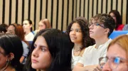 "El ser humano necesita de vínculos reales que nos sostengan" "El ser humano necesita de vínculos reales que nos sostengan"