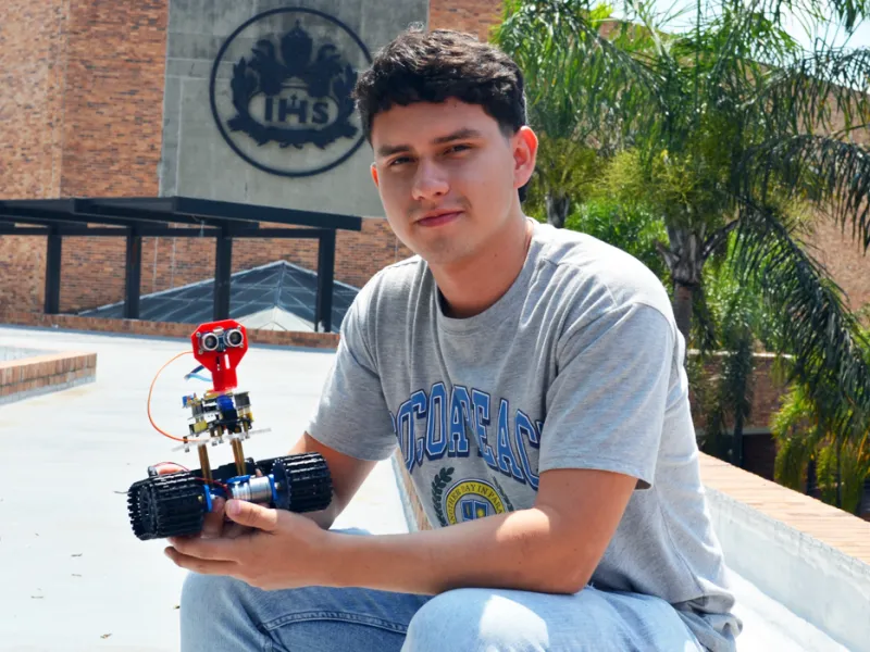 Sebastián Rojas, estudiante de Ingeniería Electrónica