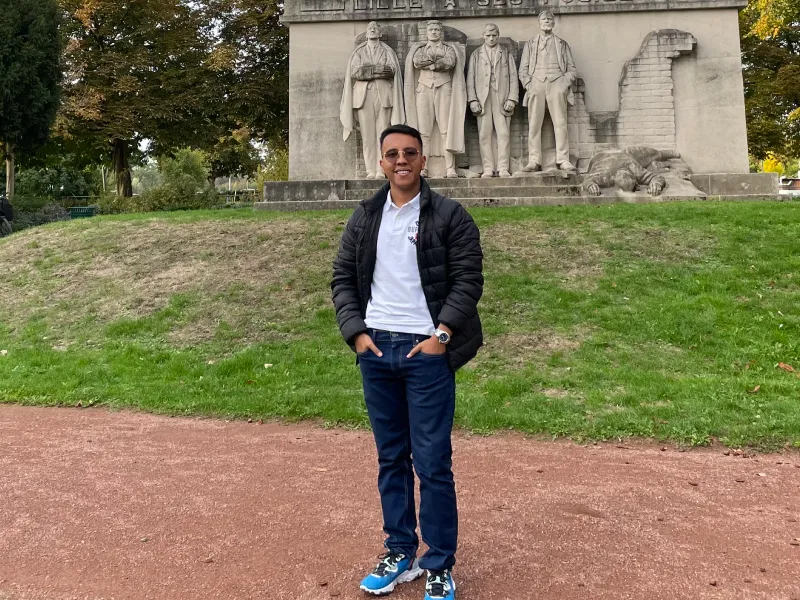 Santiago Álvarez, estudiante de Negocios Internacionales que realiza su Semestre Académico Internacional en la Universidad de Ieseg, en Francia.