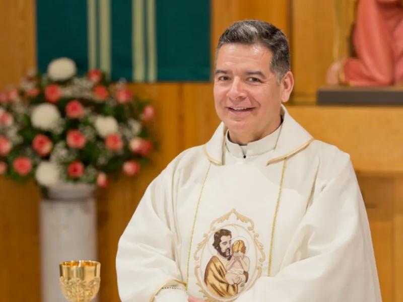 César Gómez, licenciado en Ciencias Religiosas y egresado de la Maestría.