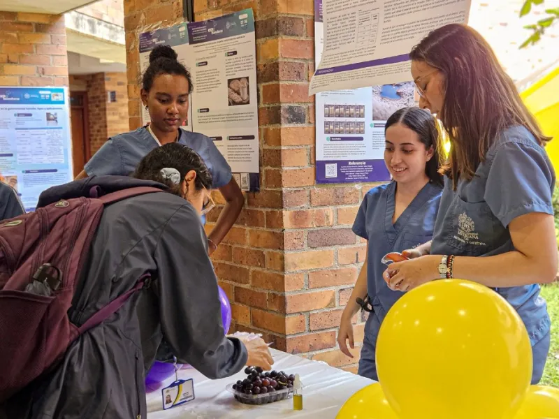 Muestra gastronómica y de resultados de investigación de los estudiantes de   Nutrición y Gastronomía. Exposemilleros 2025 
